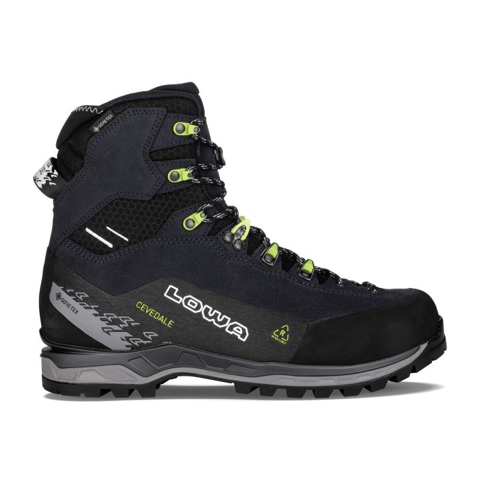 LOWA CEVEDALE PRO GTX MID - Herren main product photo
